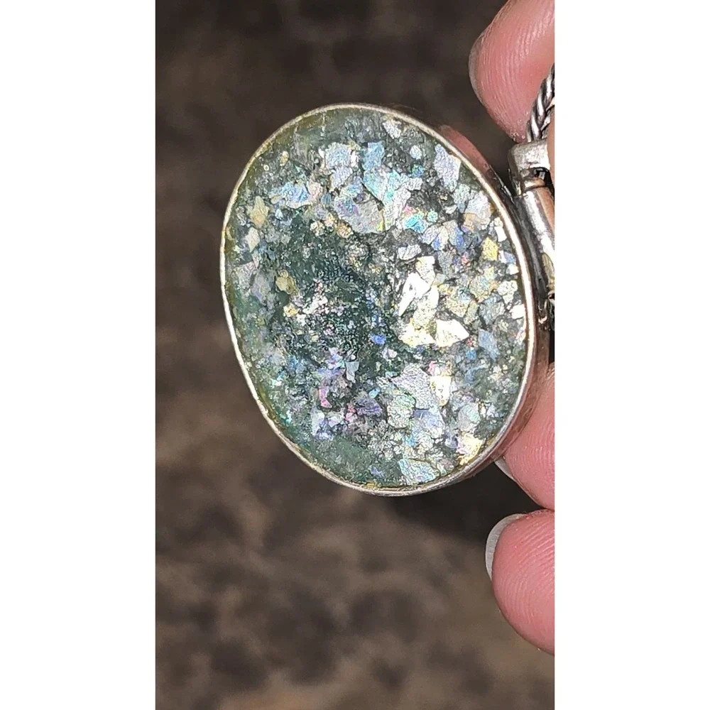 925 Sterling Silver Iridescent Roman Glass Style Pendant Necklace Green Artisan